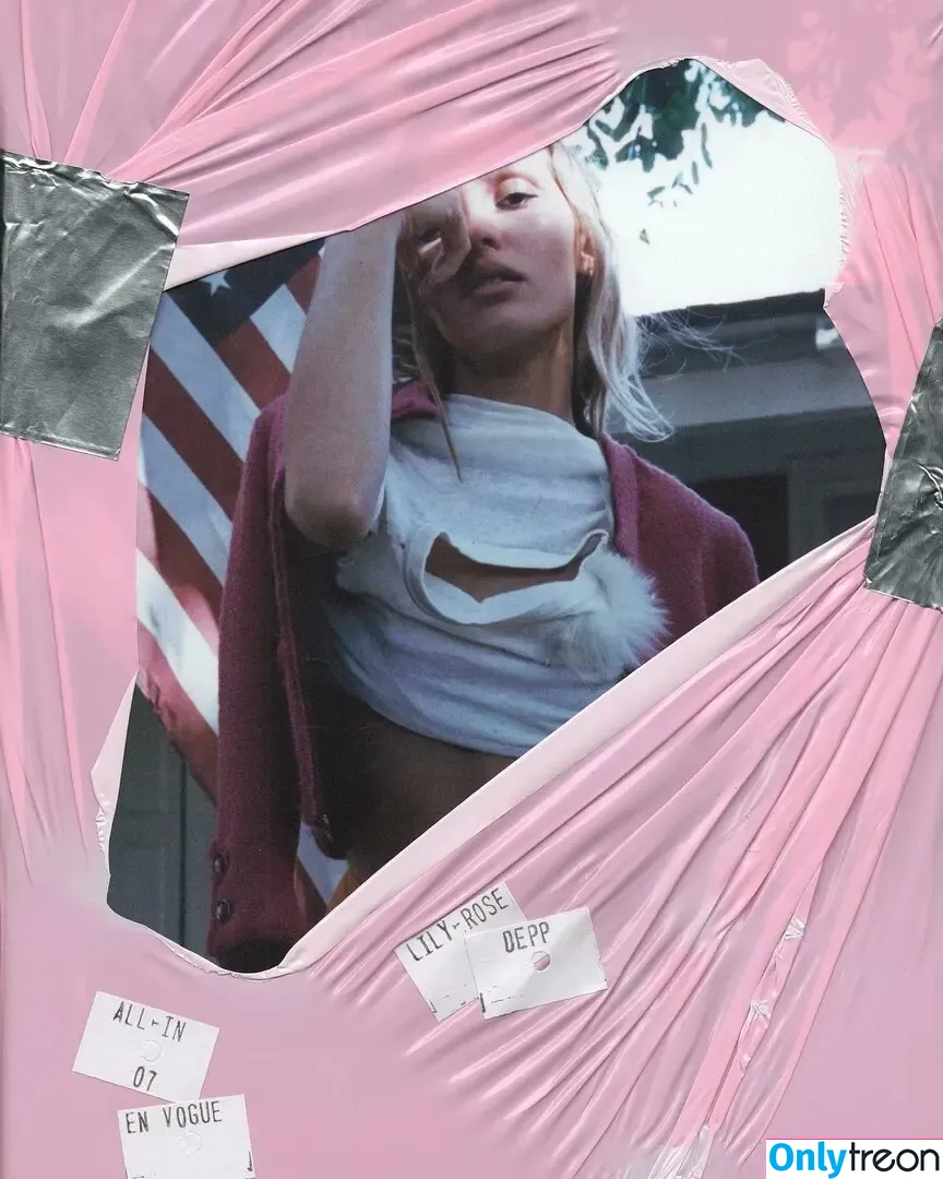 Lily-Rose Depp голая photo #0050 (Lily Rose Depp / lilyrose_depp / lilyrosemeldepp)