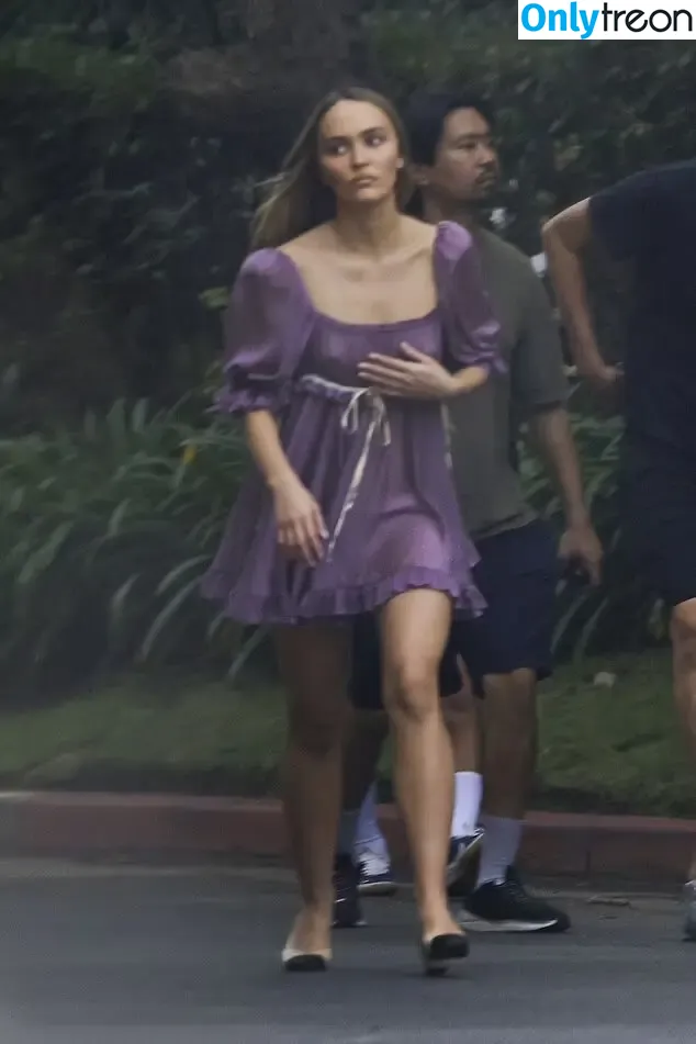 Lily-Rose Depp nude photo #0070 (Lily Rose Depp / lilyrose_depp / lilyrosemeldepp)