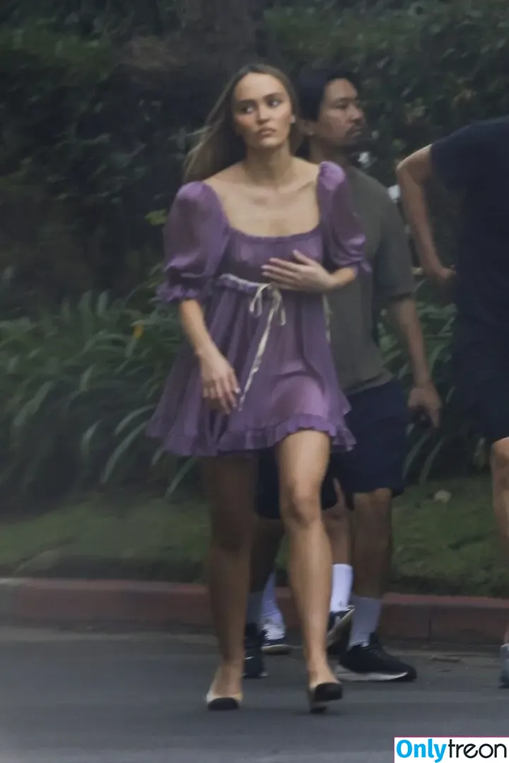 Lily-Rose Depp nude photo #0076 (Lily Rose Depp / lilyrose_depp / lilyrosemeldepp)