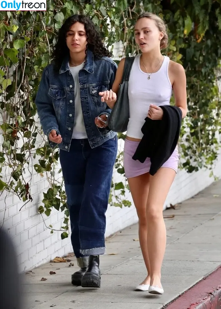 Lily-Rose Depp голая photo #0147 (Lily Rose Depp / lilyrose_depp / lilyrosemeldepp)
