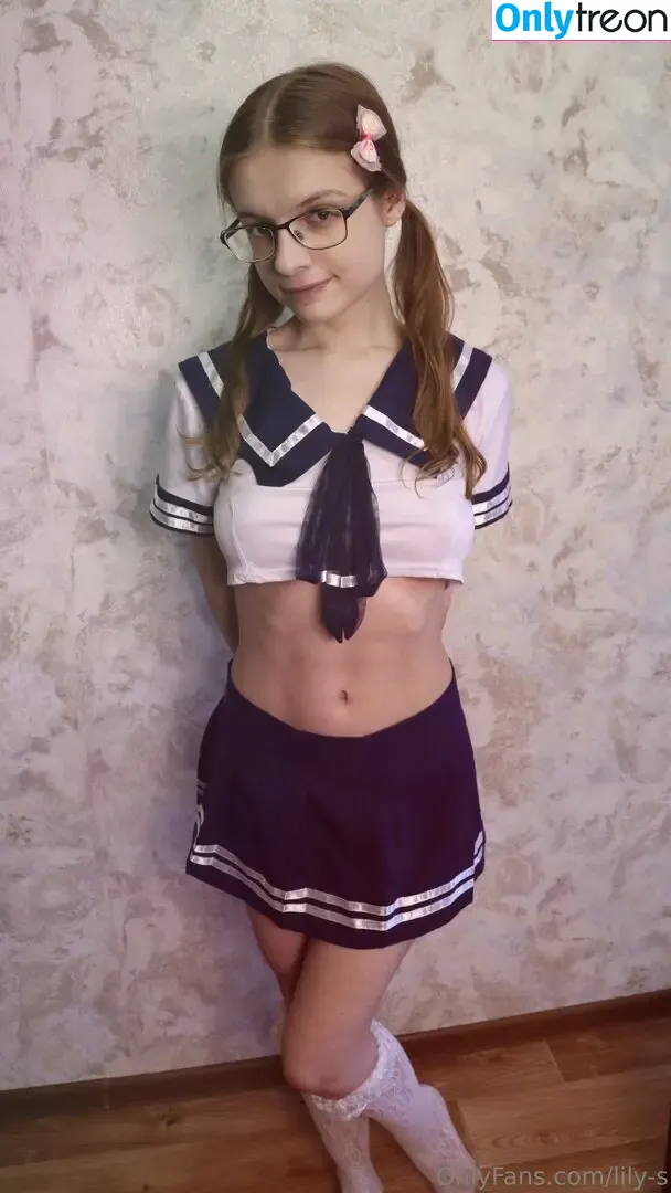 lily-s голая photo #0085 (_lilyis)