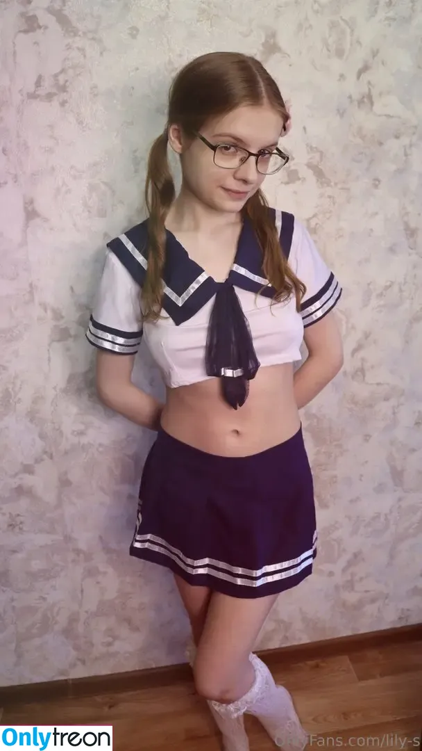 lily-s nude photo #0086 (_lilyis)
