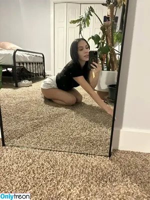 Lily Taylor / Lilymtaylor / lily.taylor / lilym.taylor nude photo #0002
