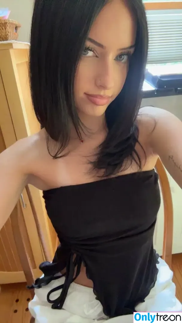 Lily Weber голая photo #0391 (itslily.w)