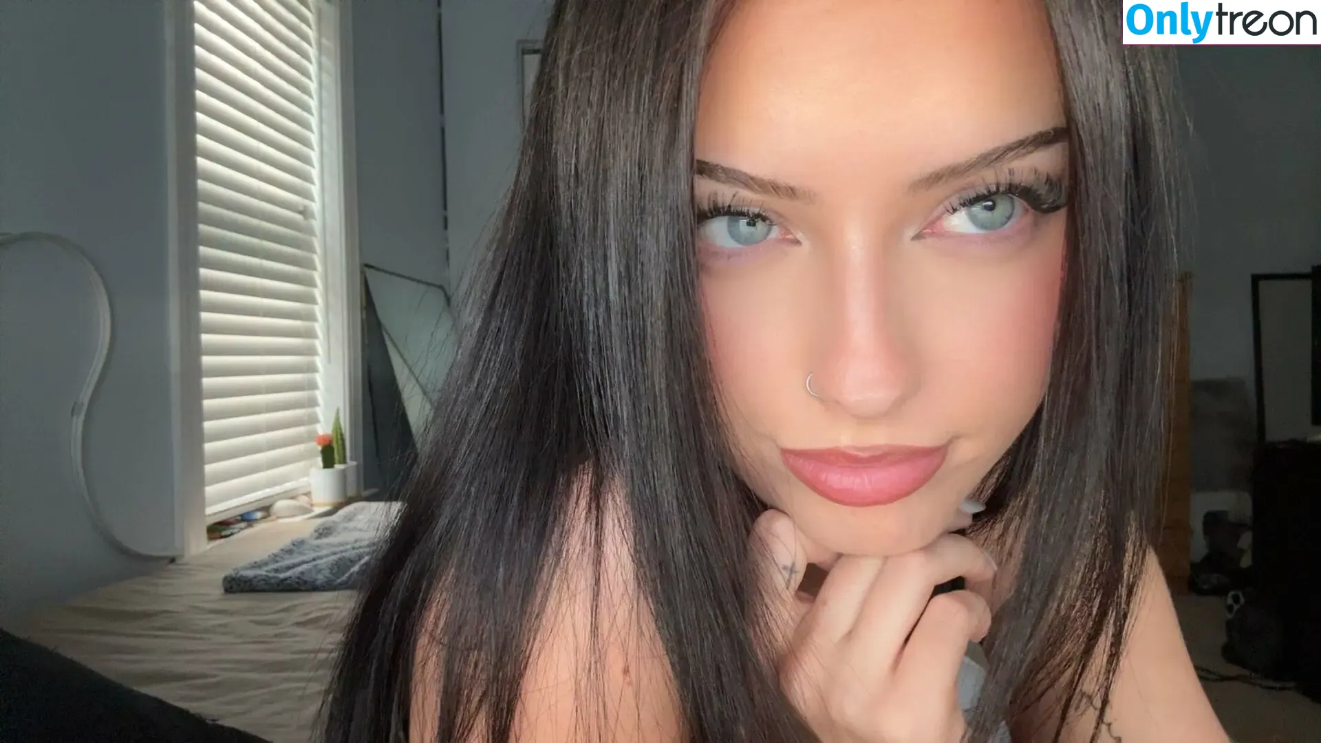 Lily Weber голая photo #0400 (itslily.w)