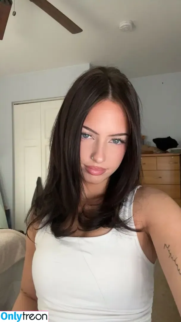 Lily Weber nude photo #0538 (itslily.w)