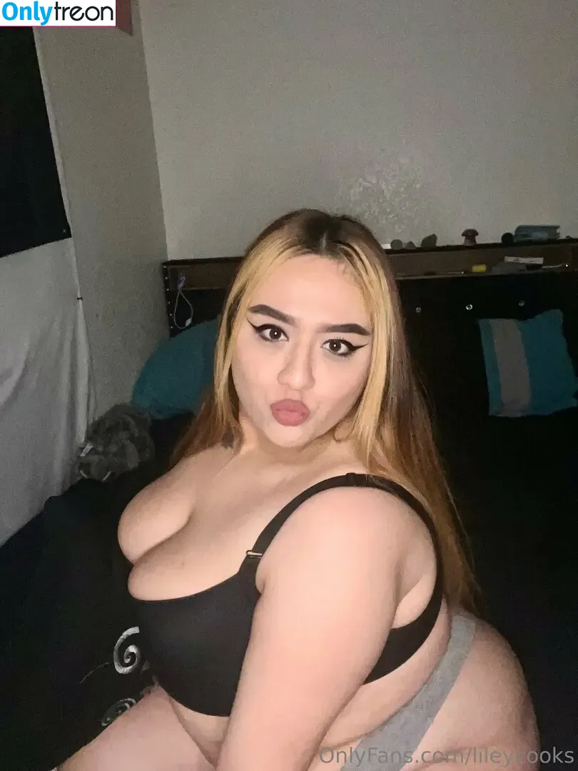 lilyanneee nude photo #0047 (lilyanneee)