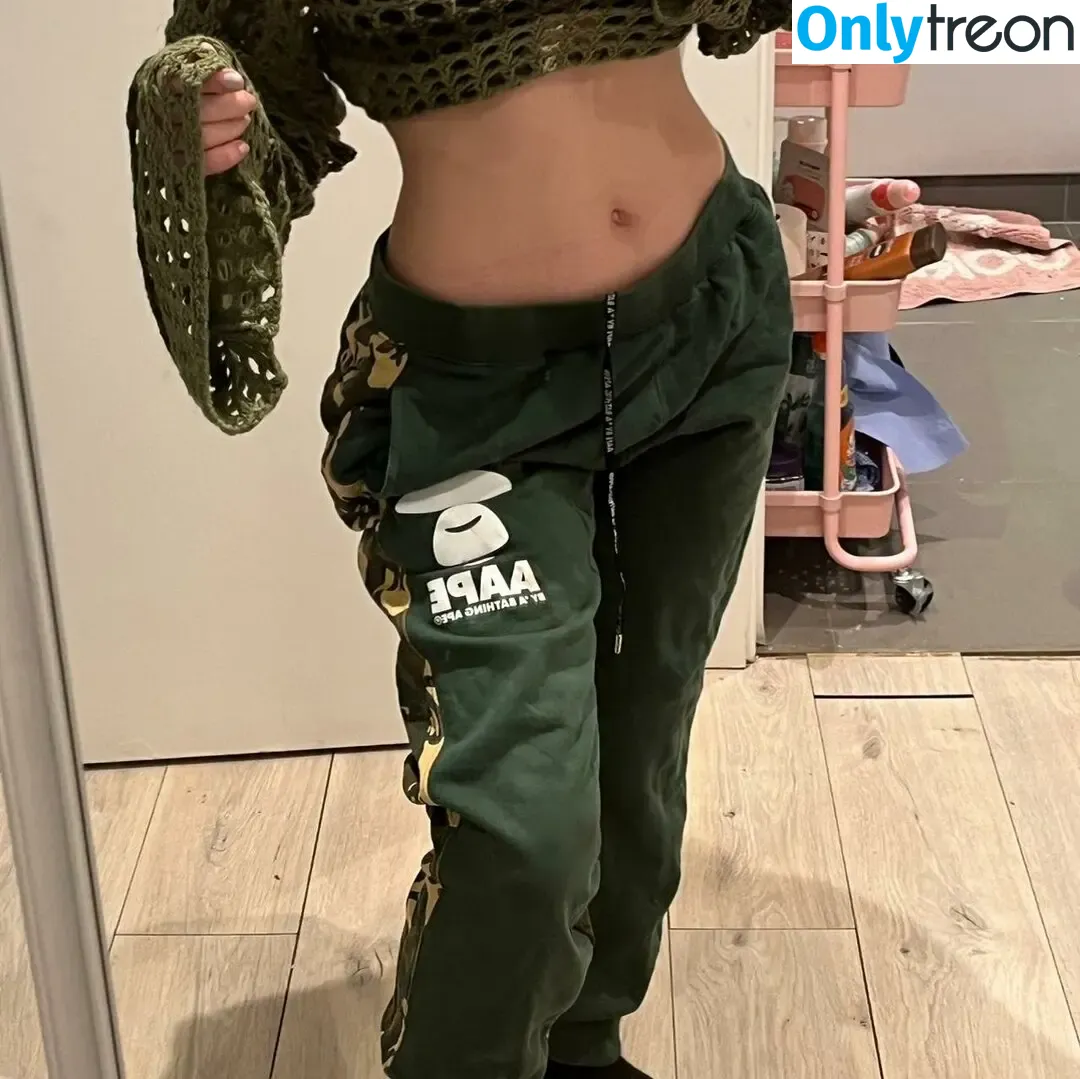 lilyberman nude photo #0016 (bigbearman)