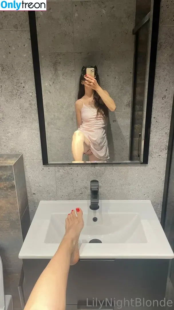 lilyblonde nude photo #0008 (lilyblondestudio)
