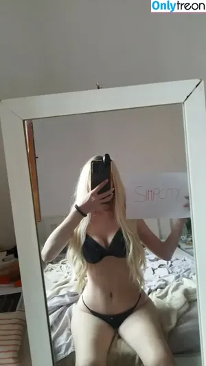 Lilyblondee / lily.blonde / lily.blondee nude photo #0002