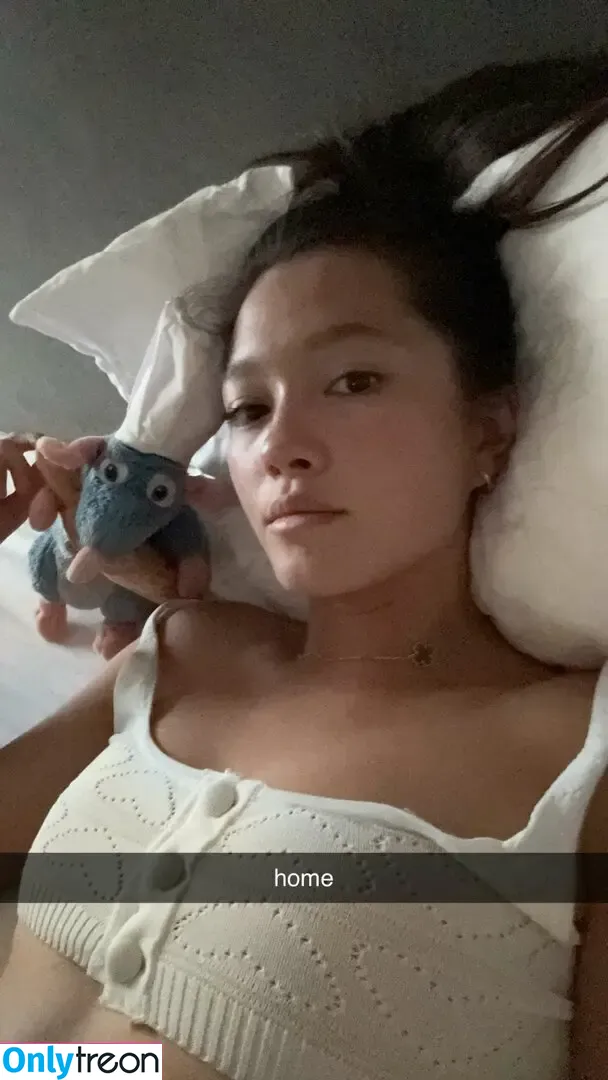 Lilychee nude photo #1027 (Lilychee)