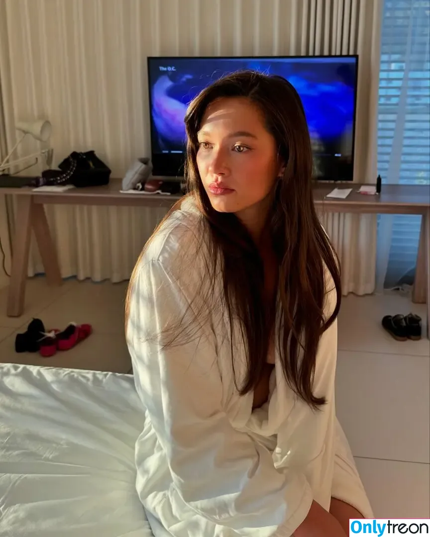 Lilychee nude photo #1722 (Lilychee)