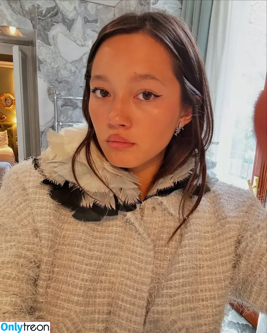 Lilychee nude photo #1754 (Lilychee)