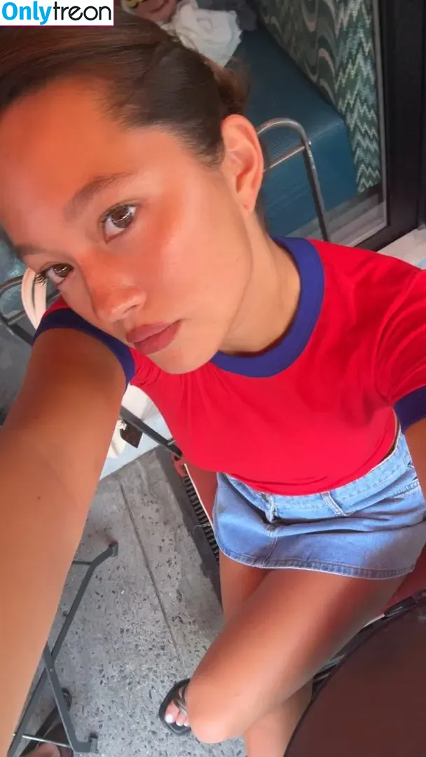 Lilychee nude photo #1951 (Lilychee)