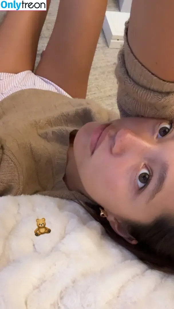 Lilychee nude photo #1952 (Lilychee)