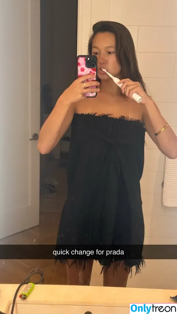 Lilychee nude photo #1961 (Lilychee)