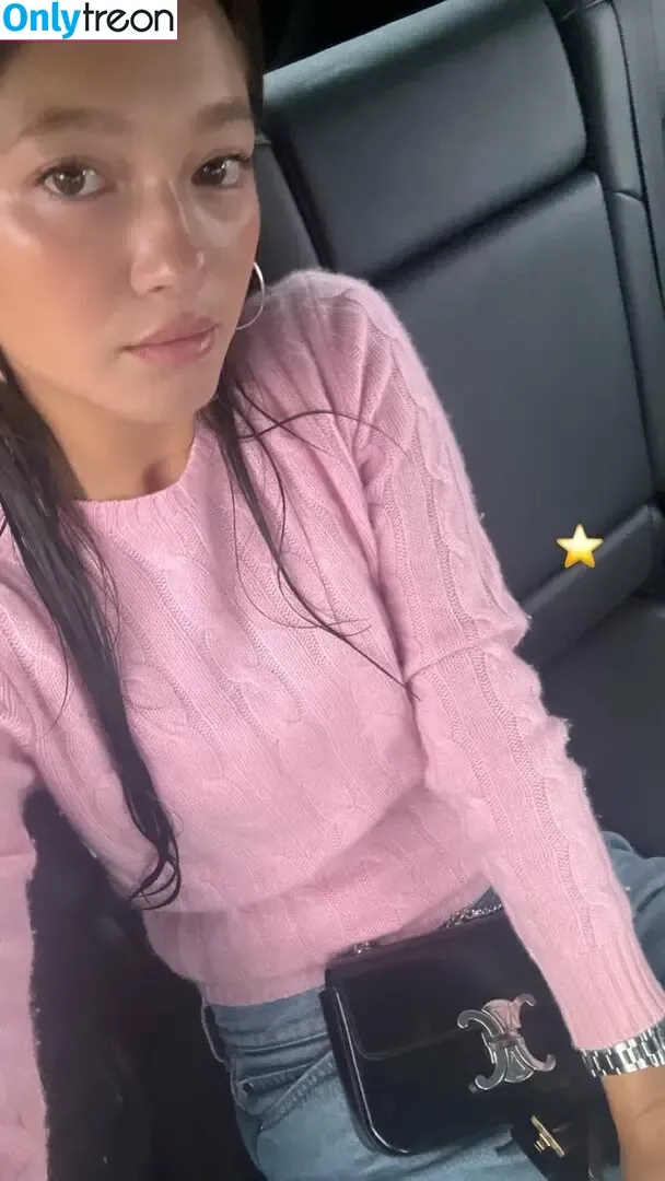 Lilychee nude photo #1971 (Lilychee)