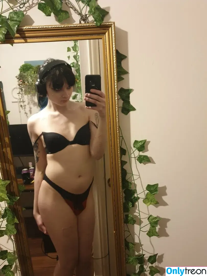 lilychoccy голая photo #0052 (lilychocky)