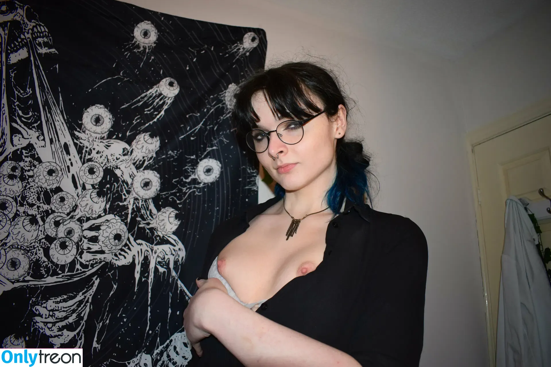lilychoccy nude photo #0057 (lilychocky)