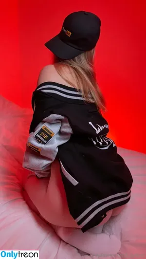LilyKoti / lilyannekot nude photo #0381