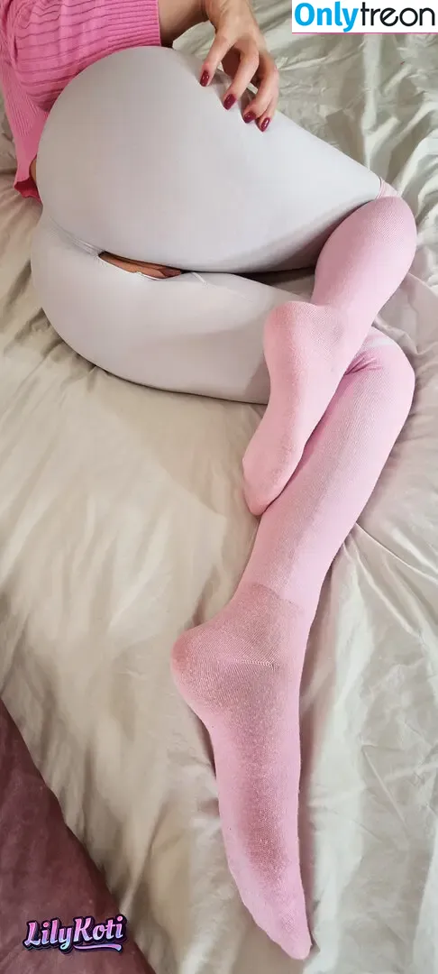 LilyKoti nude photo #0311 (lilyannekot)