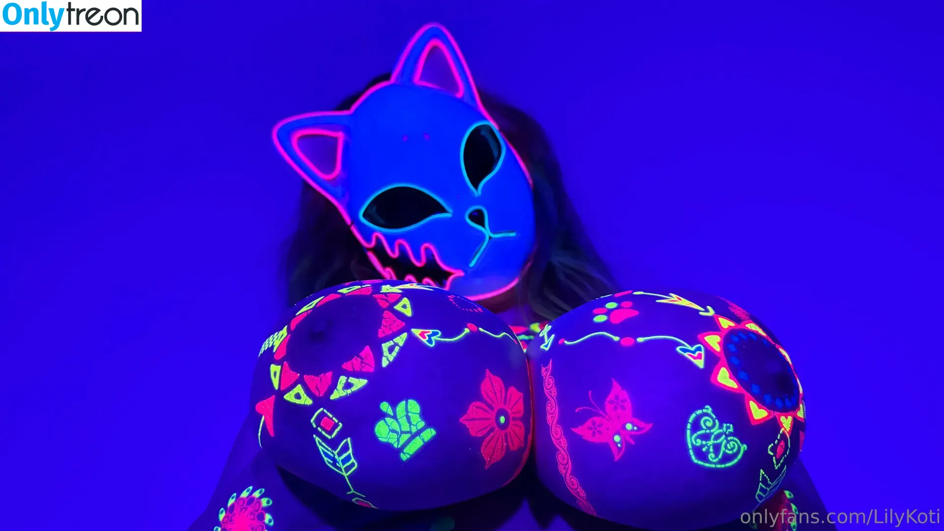 LilyKoti nude photo #0329 (lilyannekot)