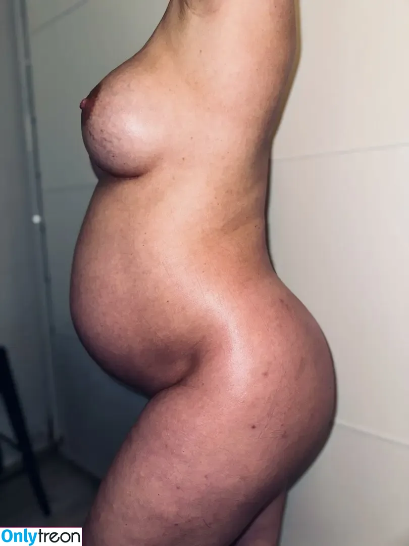 LilyOficial nude photo #0019 (lilygirl_official / lilyofficial)
