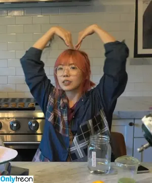 LilyPichu / onlysaber nude photo #0039