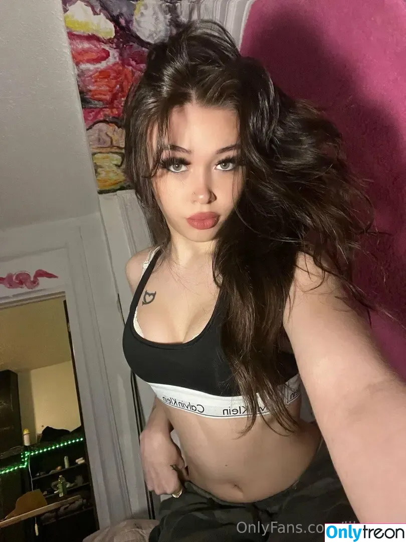 lilypopz голая photo #0003 (lilylolypopz)