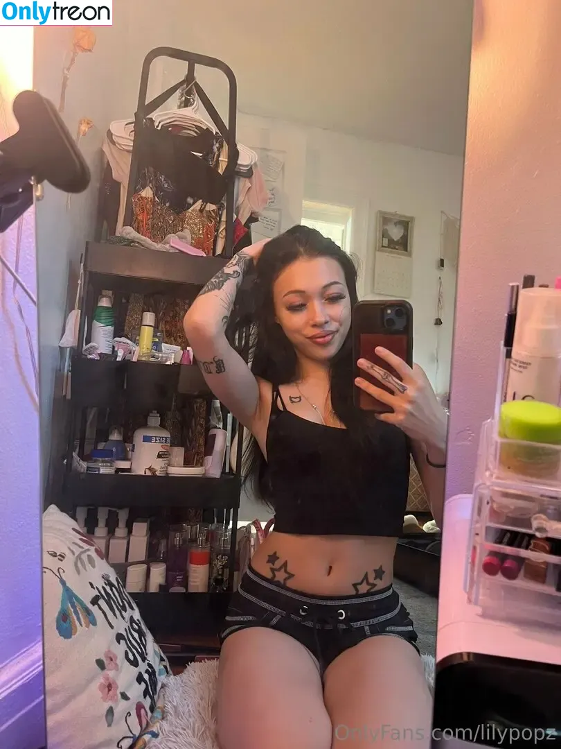 lilypopz голая photo #0017 (lilylolypopz)