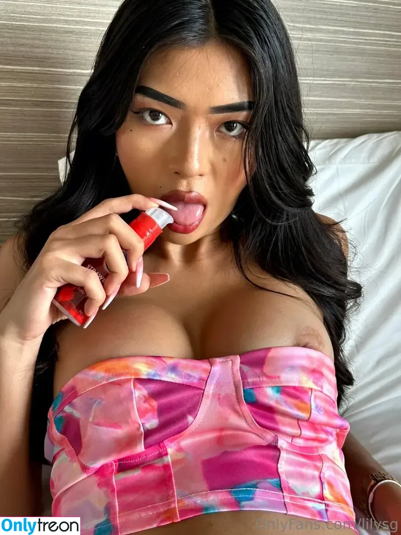 lilysg голая photo #0012 (lilysg)