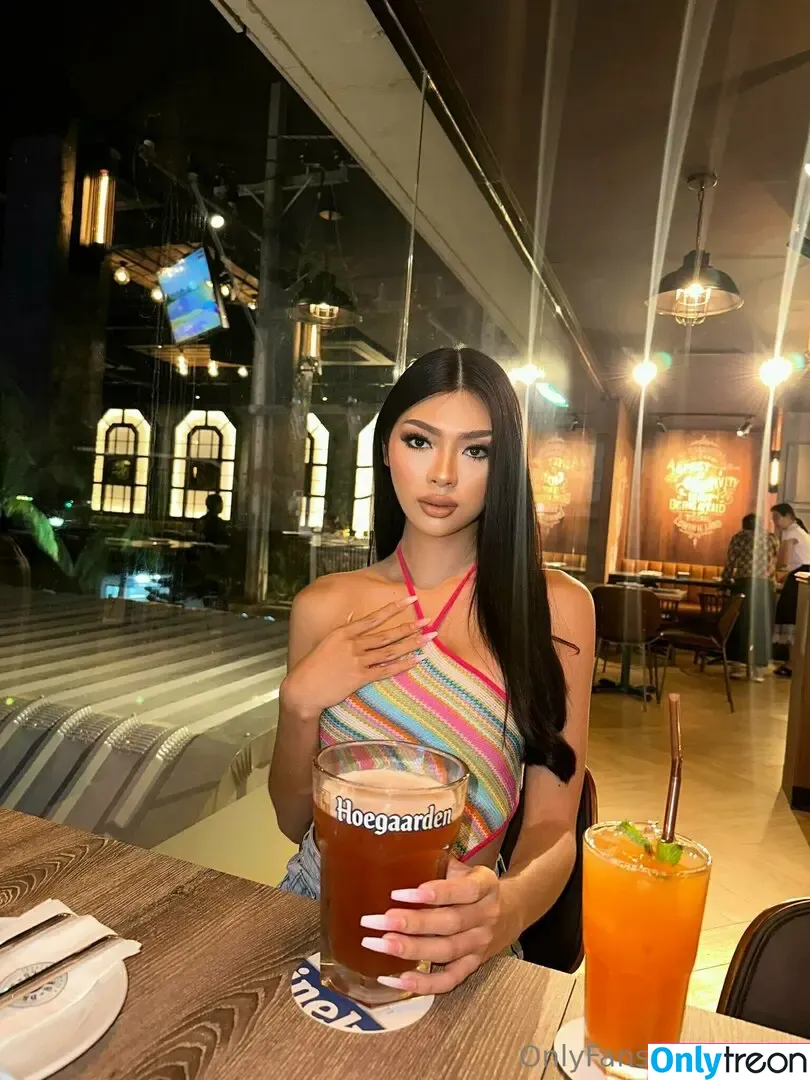 lilysg голая photo #0022 (lilysg)