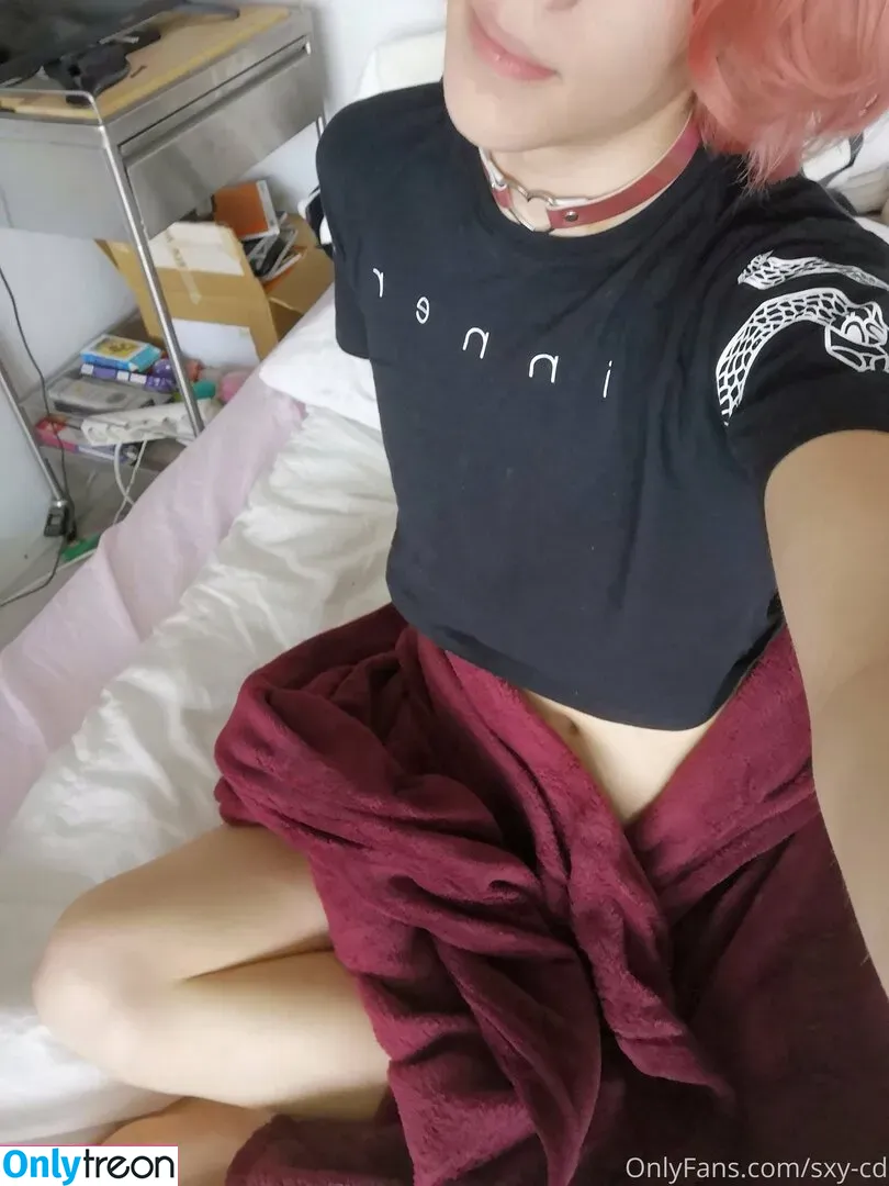 lilytgirl nude photo #0097 (_lilytss)