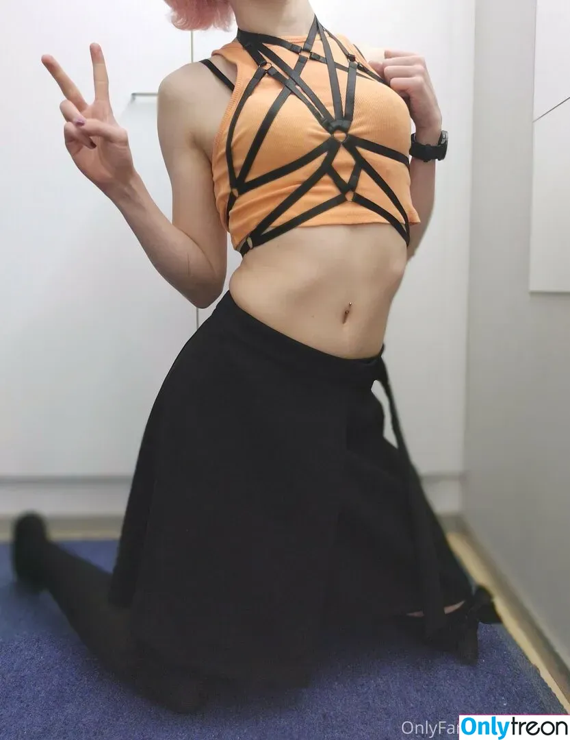 lilytgirl nude photo #0129 (_lilytss)