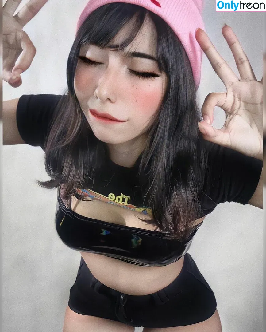 Lilywaifu nude photo #0119 (Lilywaflecito / lily_waffle / lilylovesyouu)