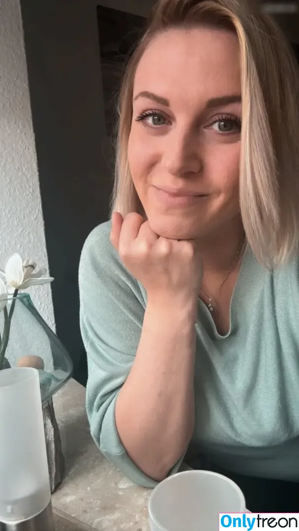LinaBoobs nude photo #0012 (LinaBoobs)