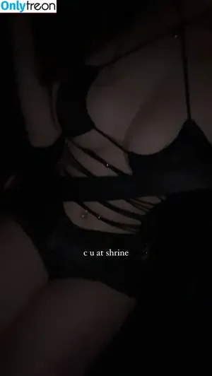 linawinaly nude