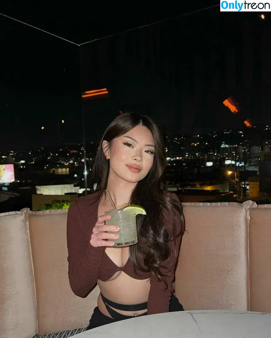 linawinaly nude photo #0111 (linaalovee7)