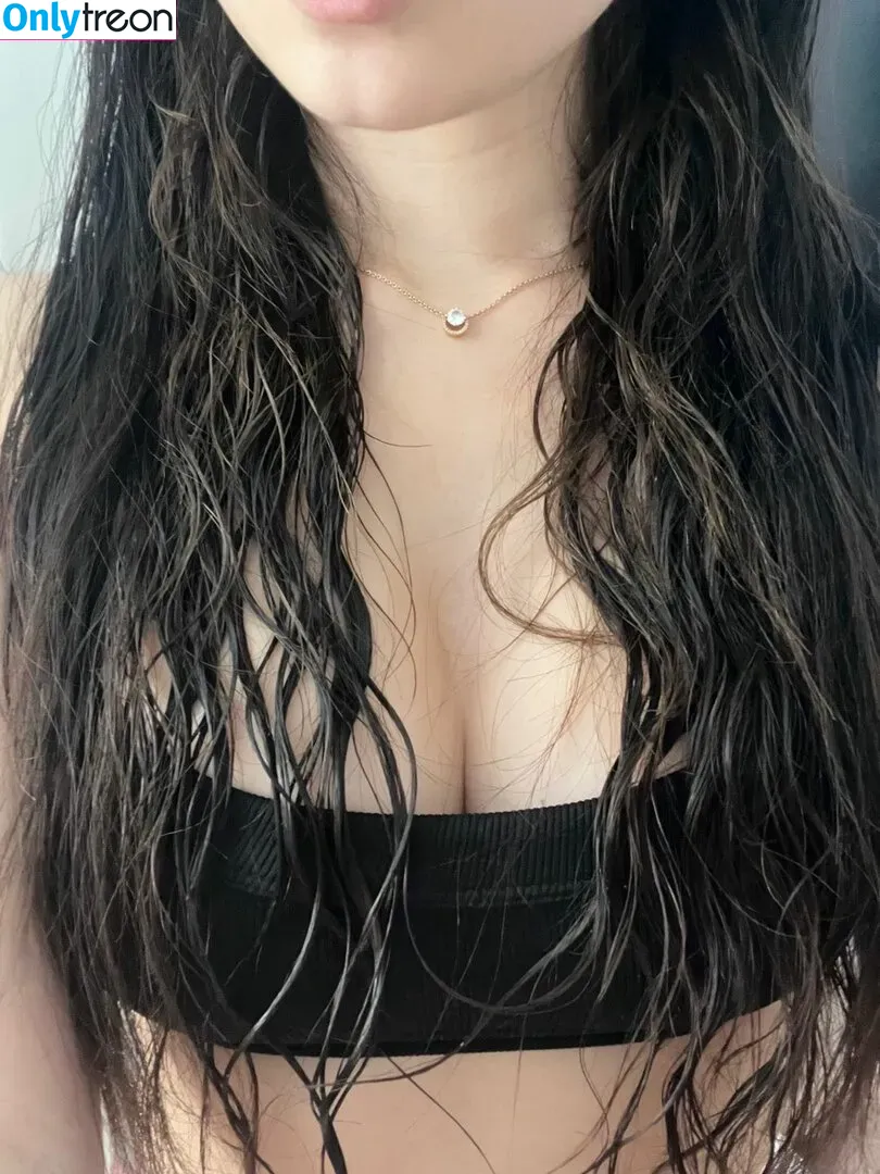 linawinaly nude photo #0134 (linaalovee7)