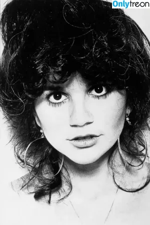 Linda Ronstadt / lindaronstadtmusic nude photo #0041