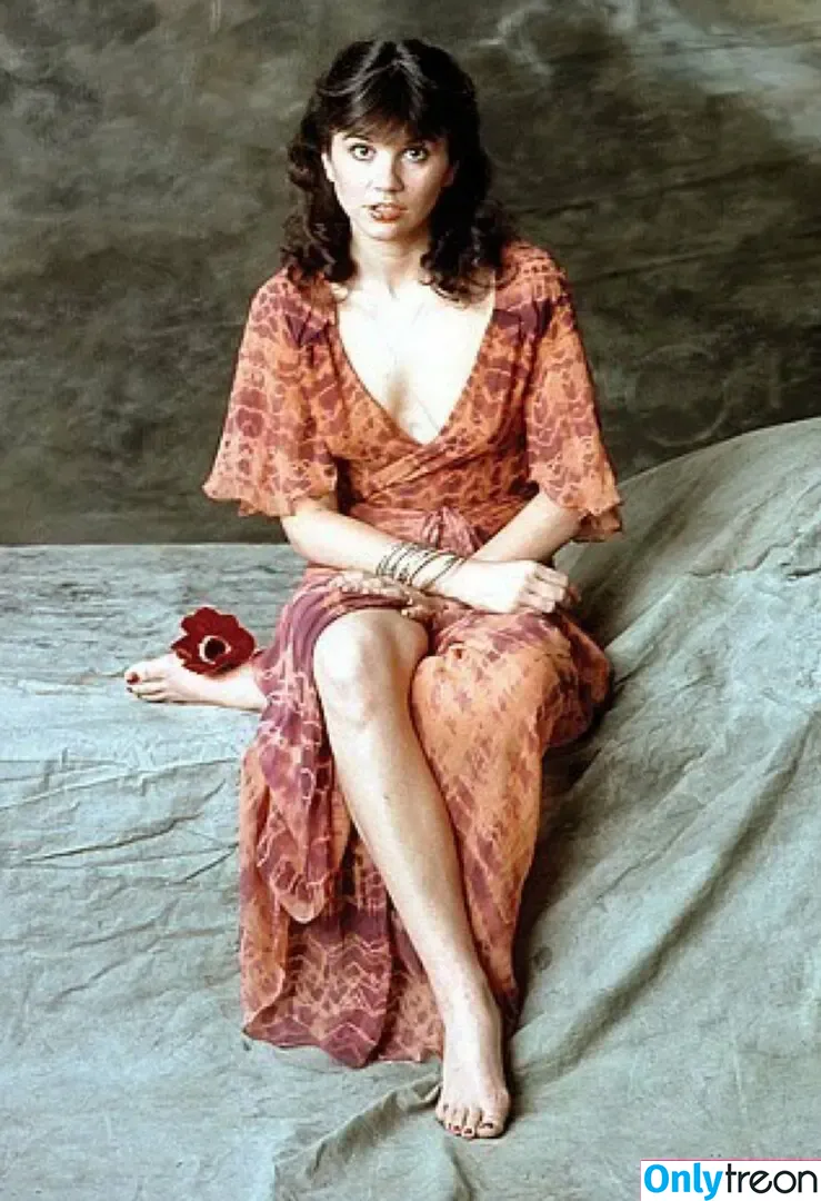 Linda Ronstadt голая photo #0003 (lindaronstadtmusic)