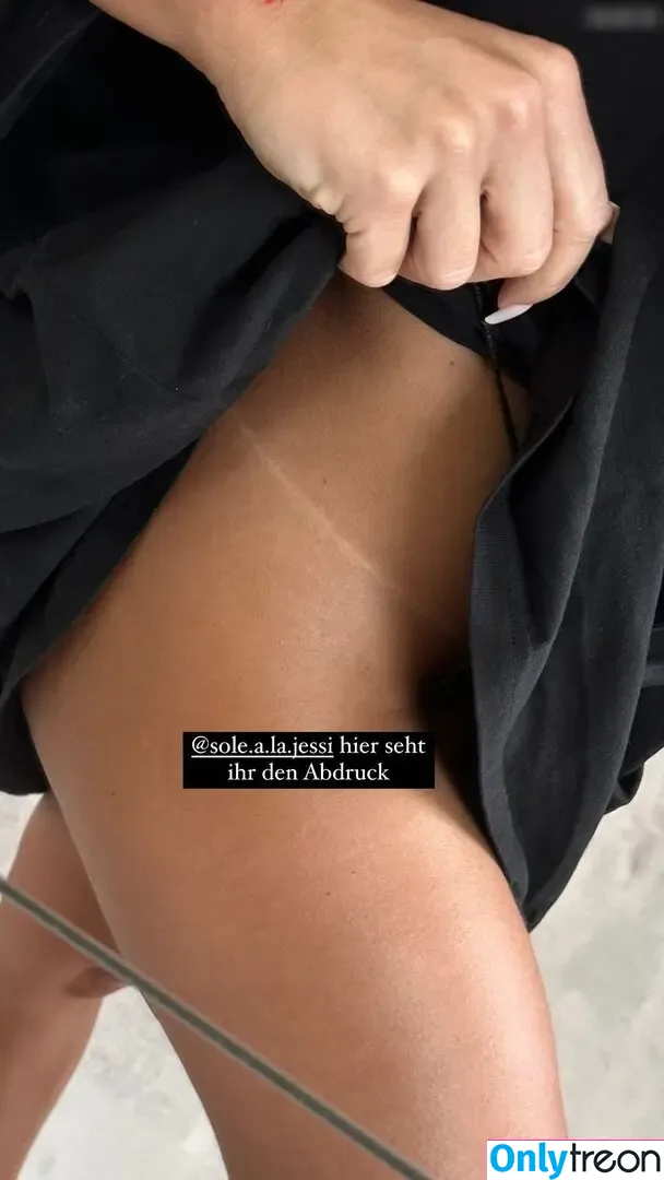 Linda Teodosiu nude photo #0050 (linda_siu_official)