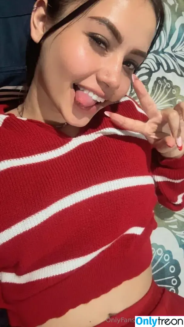 lindadbs nude photo #0003 (lindadb_)