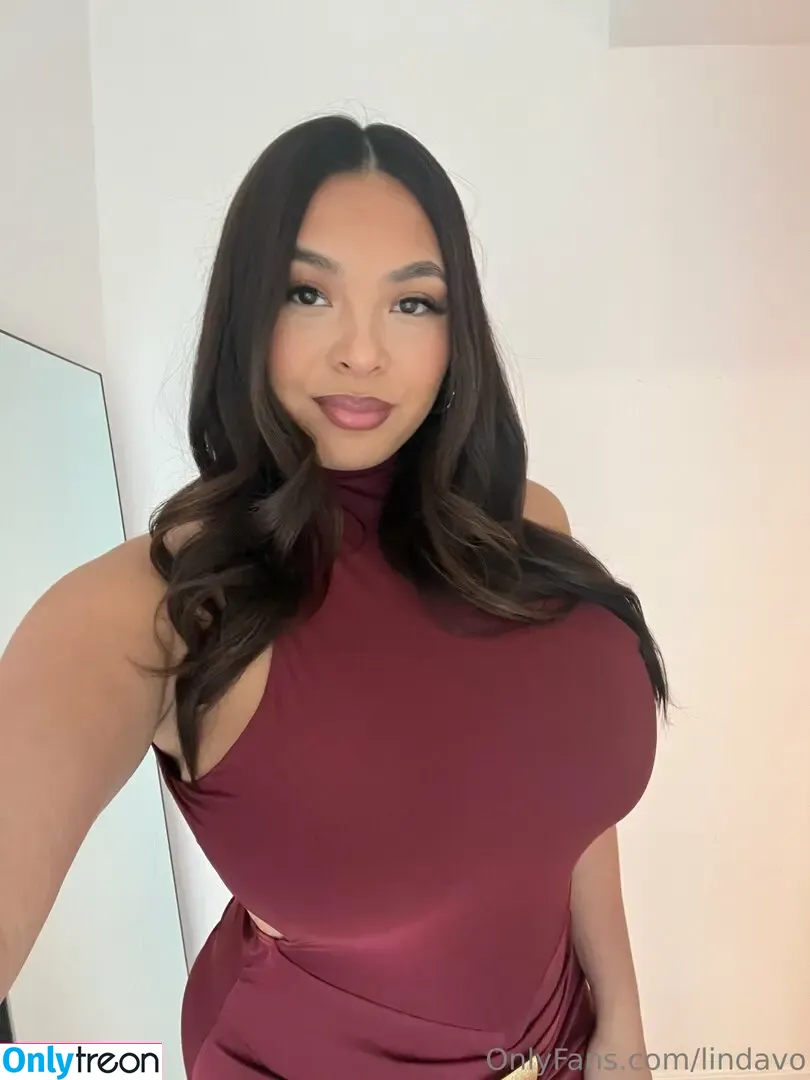 lindavo nude photo #0136 (itslindavo)