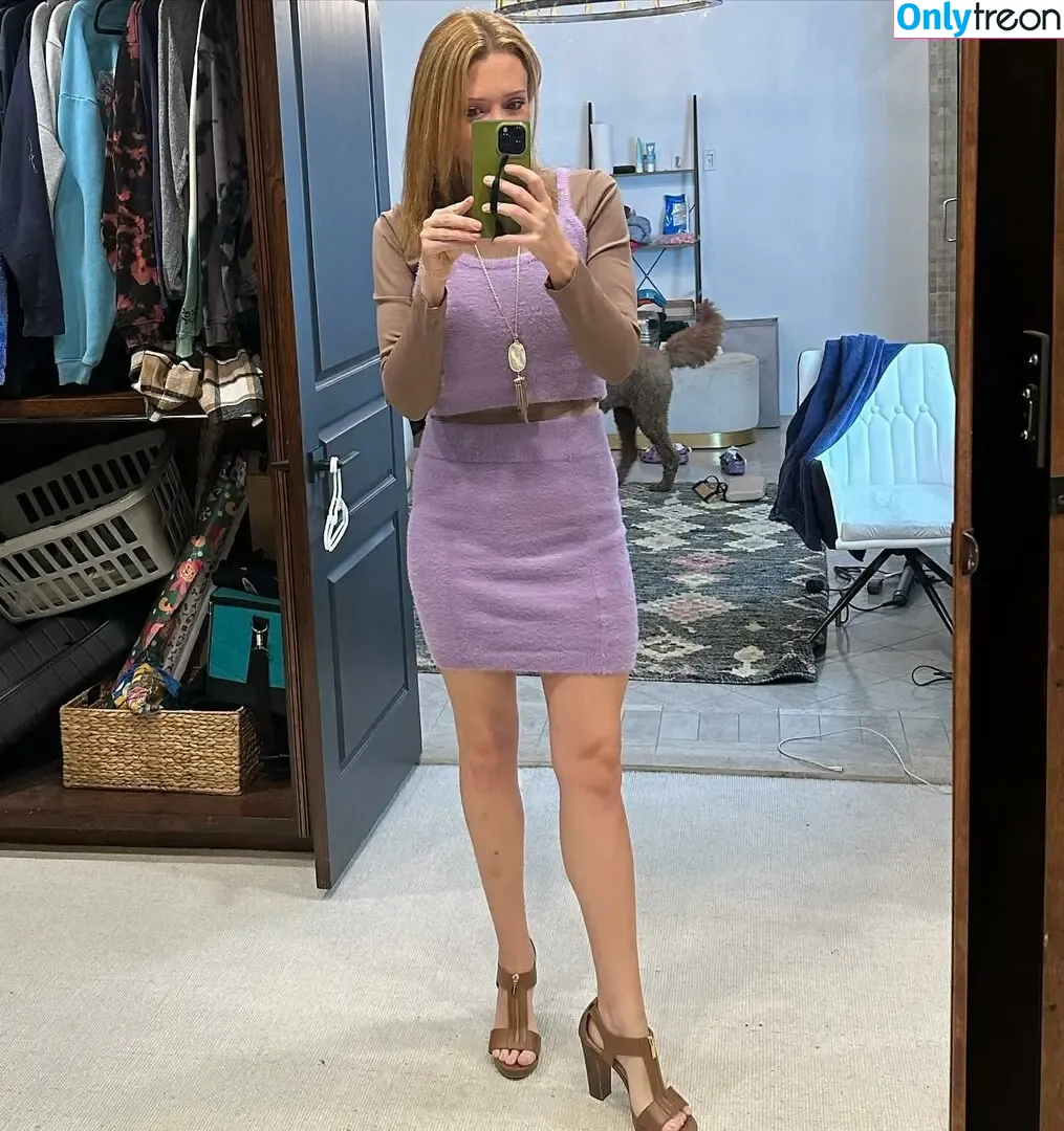 Lindsay DeFranco nude photo #0015 (linzdefranco)