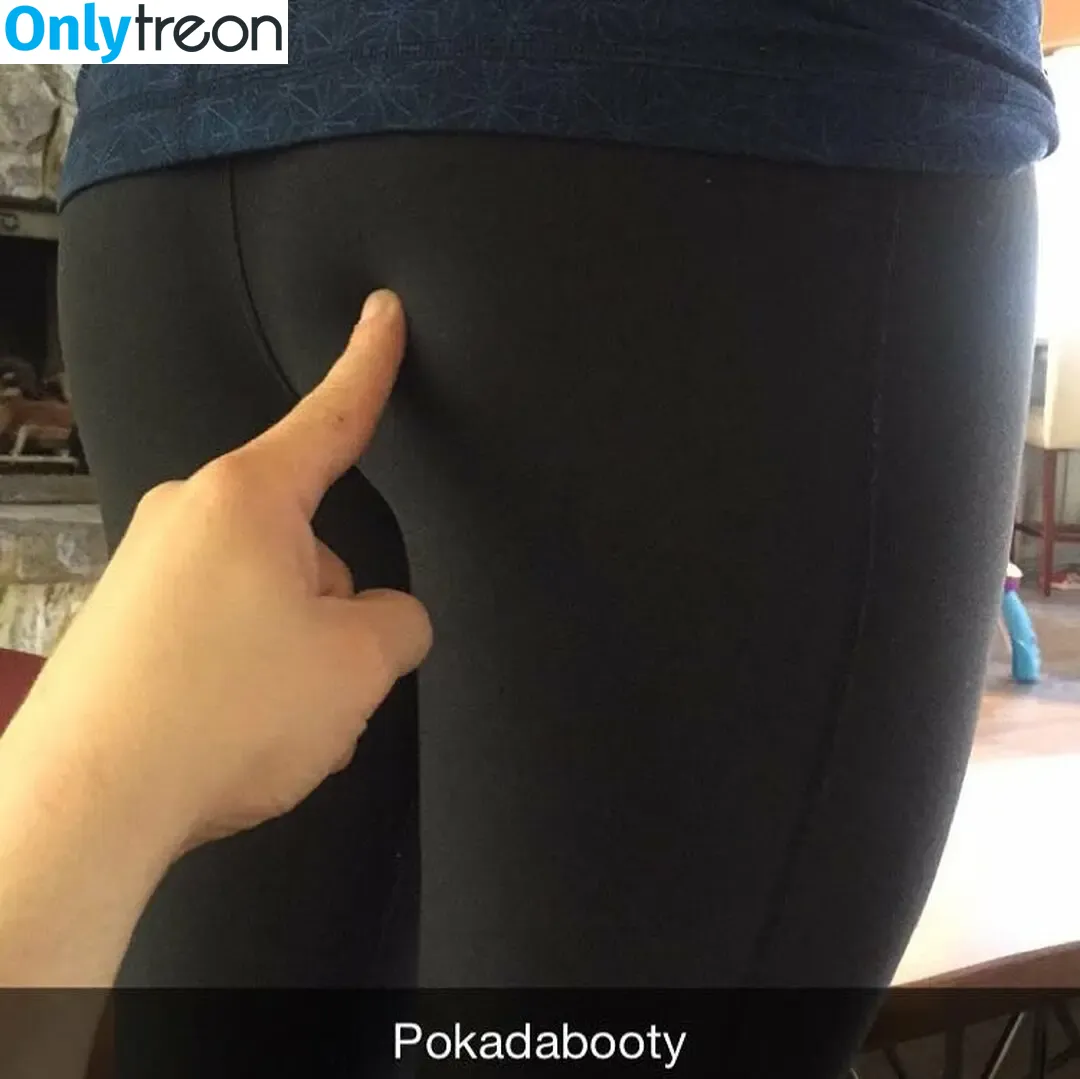 Lindsay DeFranco nude photo #0024 (linzdefranco)