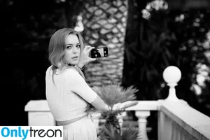 Lindsay Lohan / lindsaylohan nude photo #0559