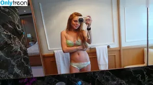 Lindsay Lohan / lindsaylohan nude photo #0672