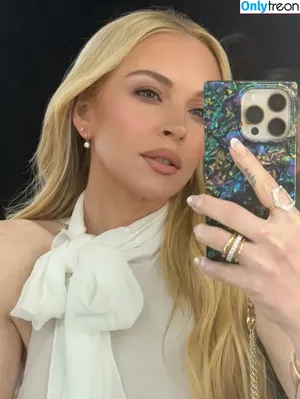 Lindsay Lohan / lindsaylohan / lindsaylohan201 фото голая #1322