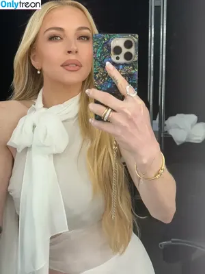 Lindsay Lohan / lindsaylohan / lindsaylohan201 фото голая #1323